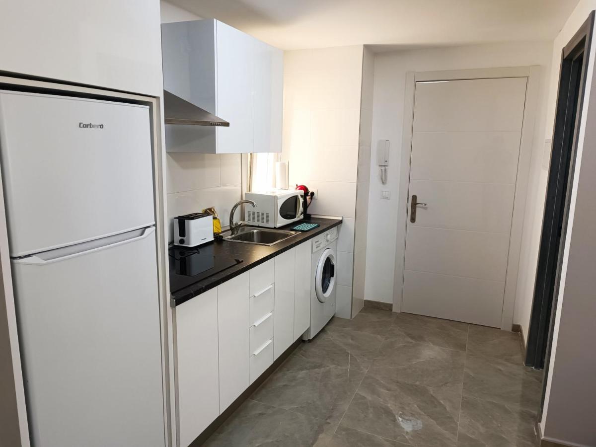 Baj - Apartamentos En Playa Bajondillo, توريمولينوس المظهر الخارجي الصورة