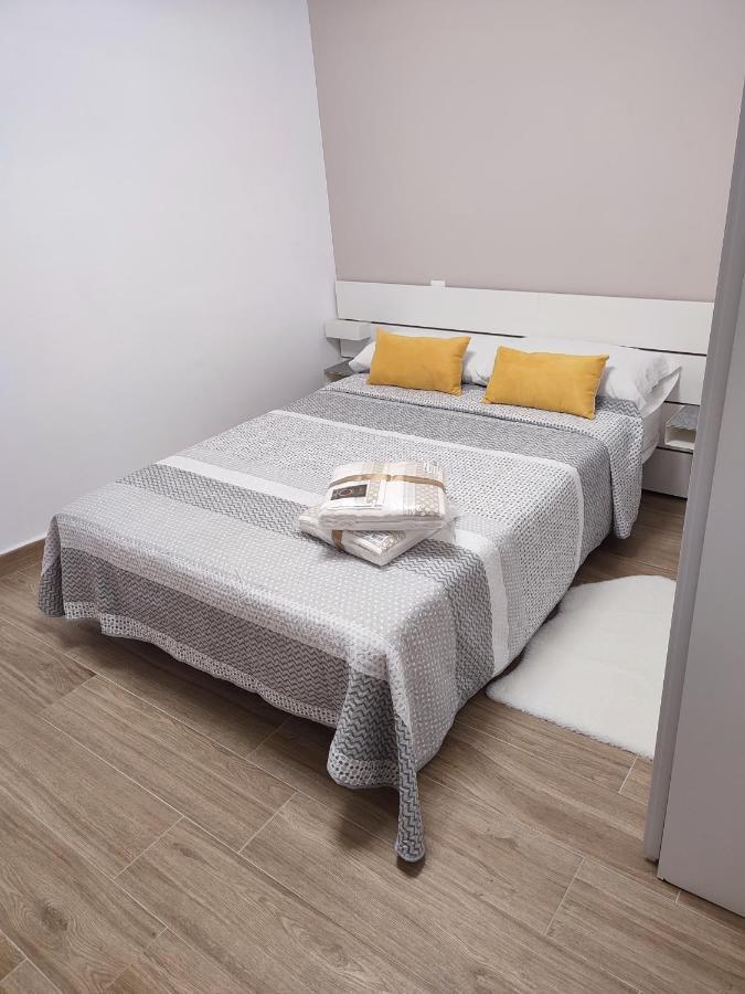 Baj - Apartamentos En Playa Bajondillo, توريمولينوس المظهر الخارجي الصورة