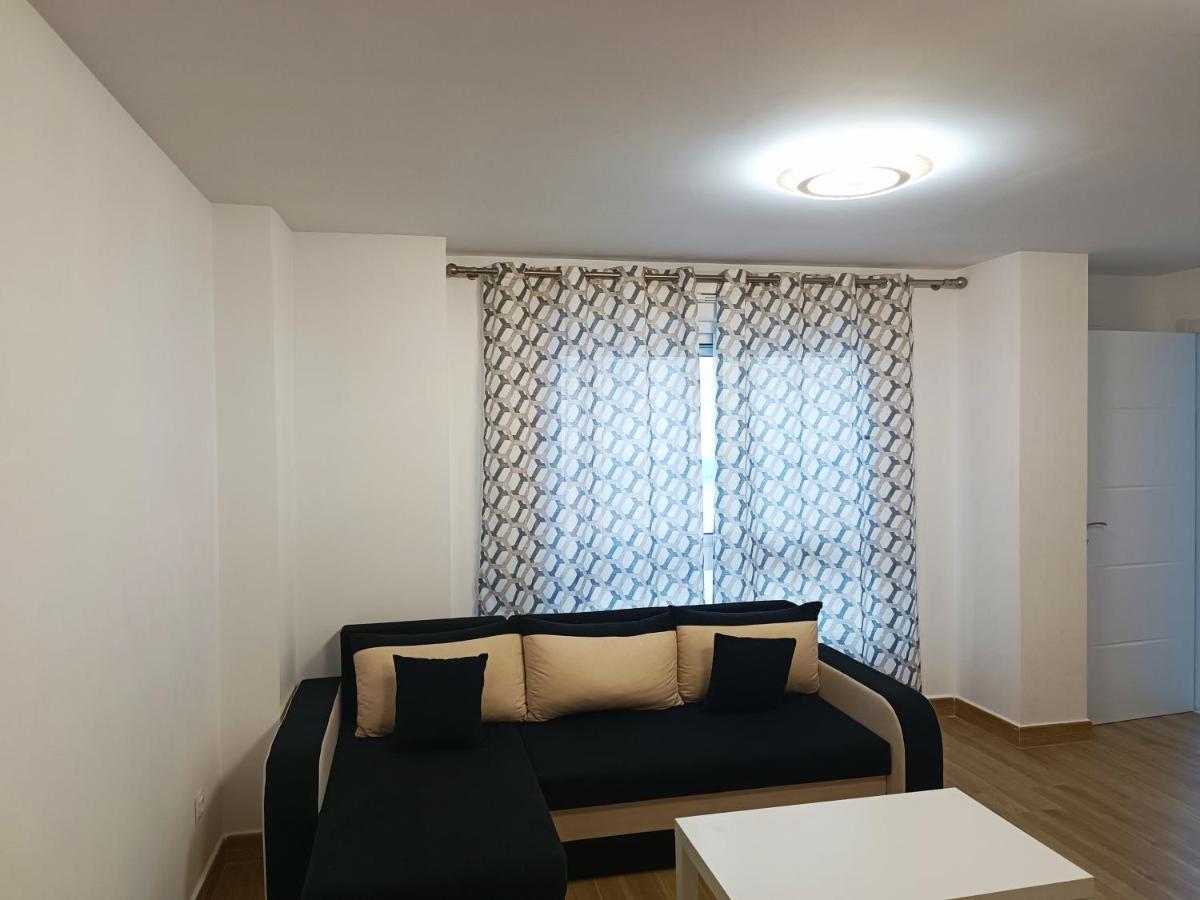 Baj - Apartamentos En Playa Bajondillo, توريمولينوس المظهر الخارجي الصورة