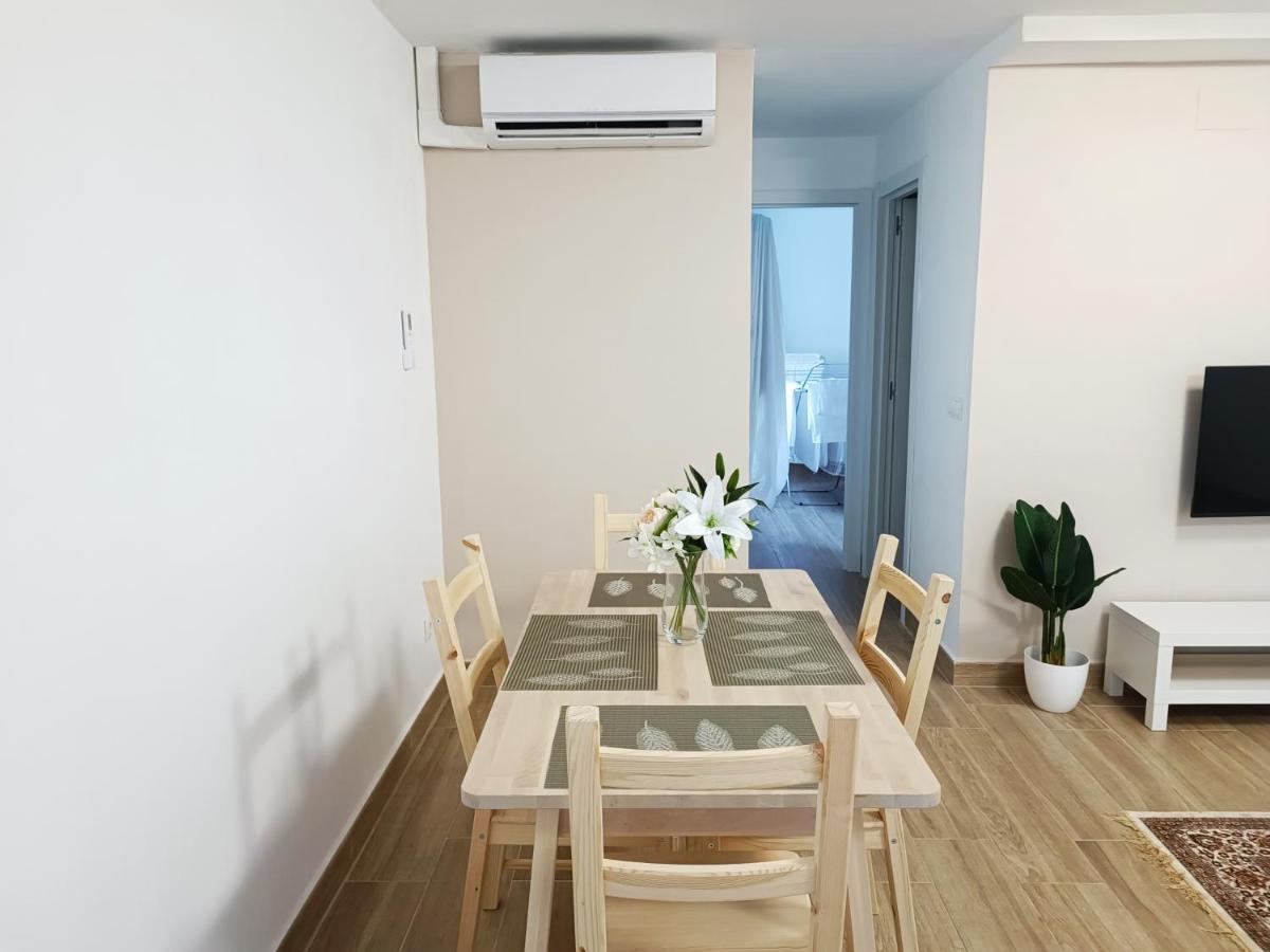 Baj - Apartamentos En Playa Bajondillo, توريمولينوس المظهر الخارجي الصورة
