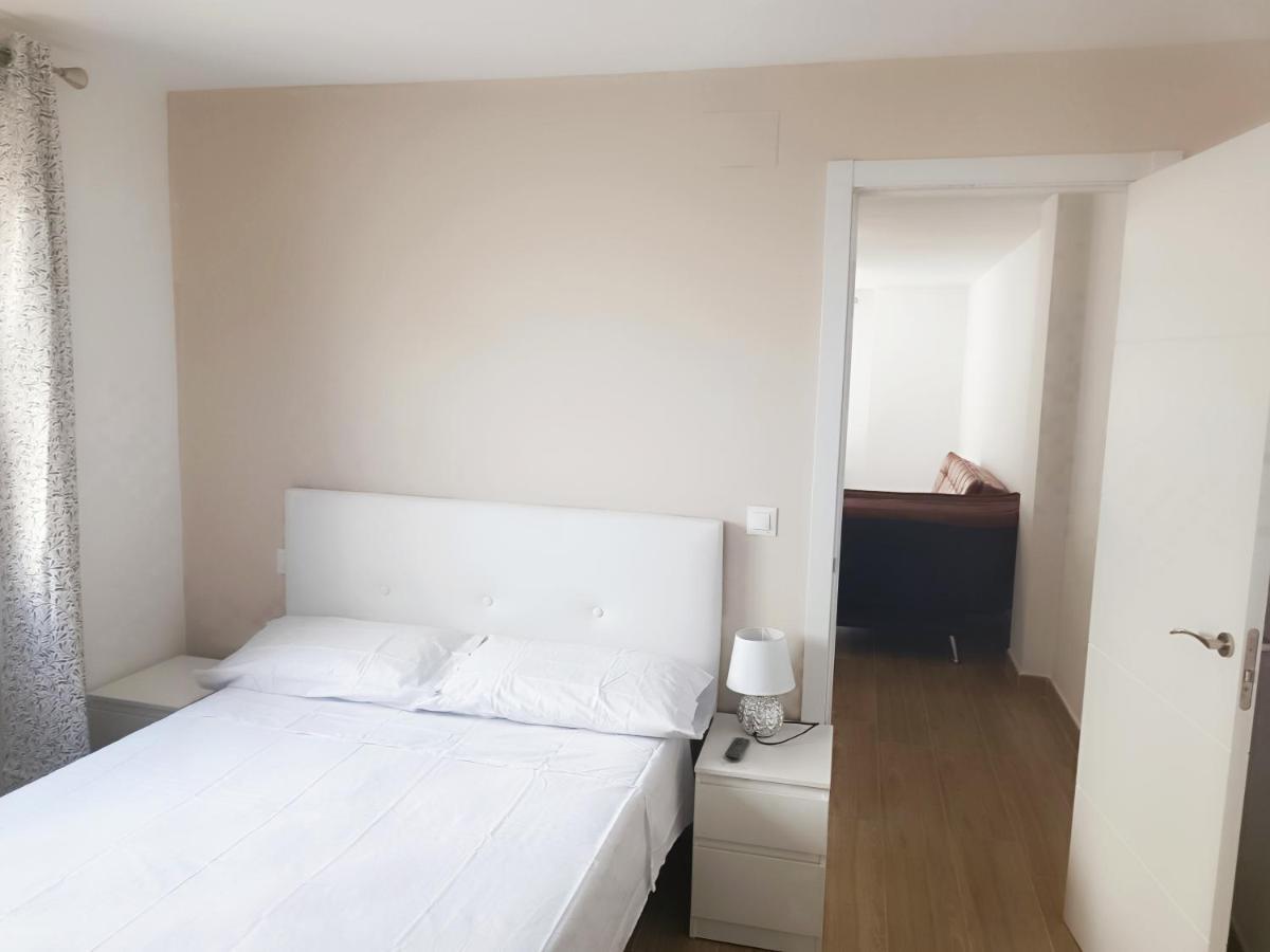 Baj - Apartamentos En Playa Bajondillo, توريمولينوس المظهر الخارجي الصورة