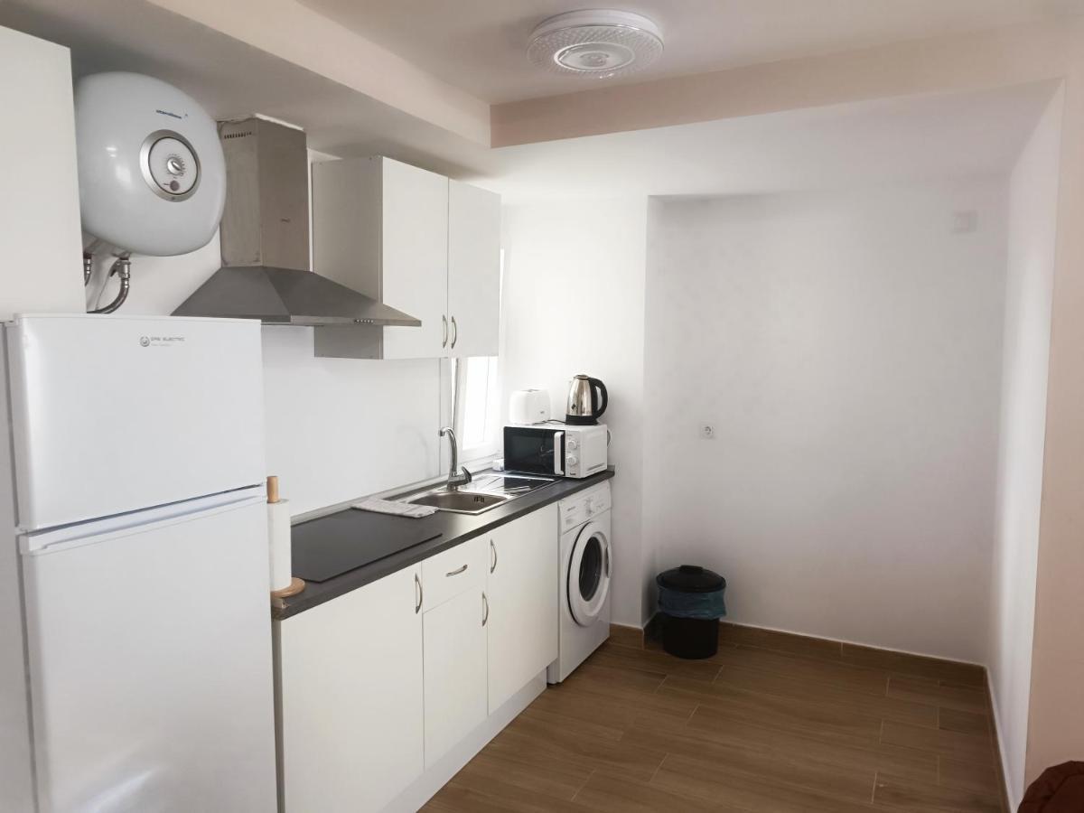 Baj - Apartamentos En Playa Bajondillo, توريمولينوس المظهر الخارجي الصورة